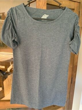 EMS Top w/ Ruched Sleeves